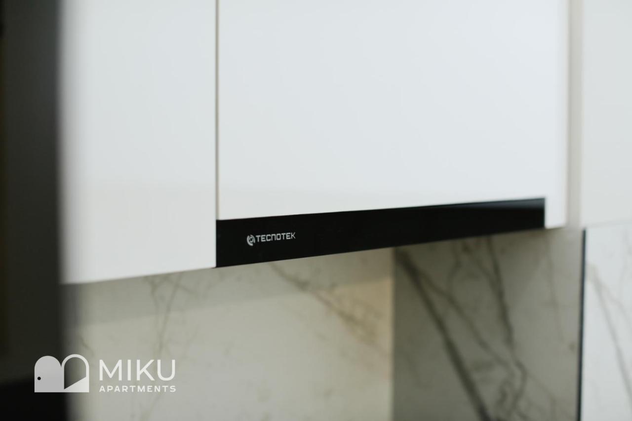 Miku Apartment - Vibrant 1Bd Apartment At Olympic Residence Тирана Экстерьер фото