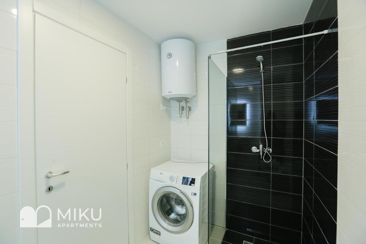 Miku Apartment - Vibrant 1Bd Apartment At Olympic Residence Тирана Экстерьер фото