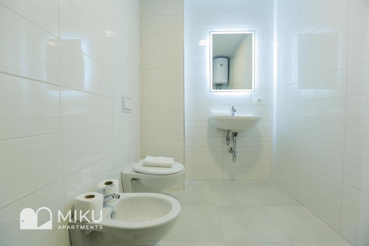 Miku Apartment - Vibrant 1Bd Apartment At Olympic Residence Тирана Экстерьер фото