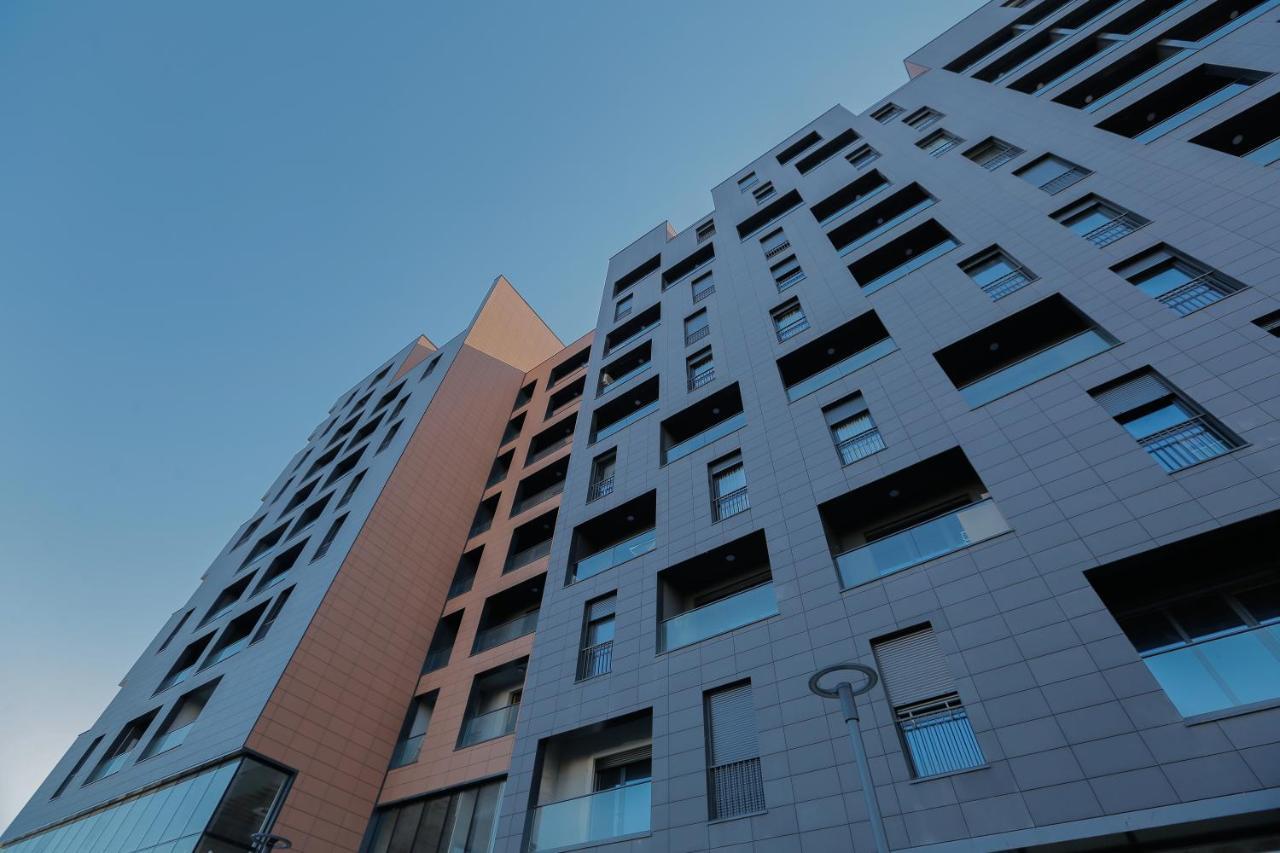 Miku Apartment - Vibrant 1Bd Apartment At Olympic Residence Тирана Экстерьер фото