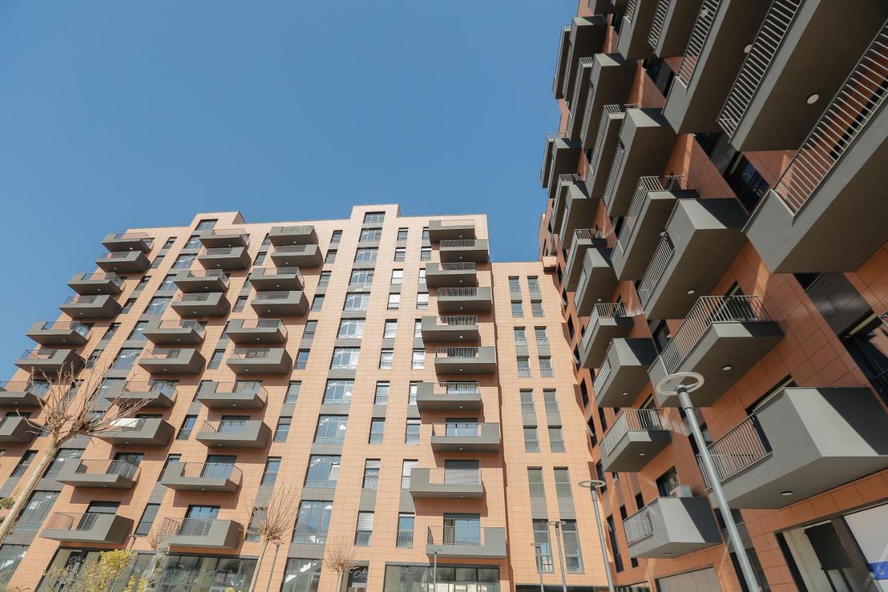 Miku Apartment - Vibrant 1Bd Apartment At Olympic Residence Тирана Экстерьер фото